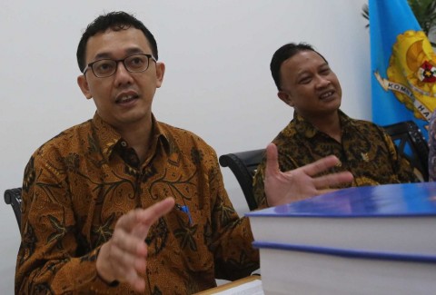 Komisioner Komnas HAM Beka Ulung Hapsara (kiri). (Foto: MI/Ramdani)