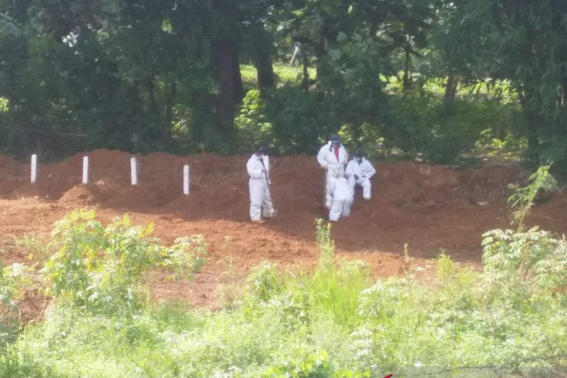 Tempat pemakaman jenazah pasien covid-19 di TPU Macanda, Kabupaten Gowa, Sulawesi Selatan. (ANTARA/HO Humas Pemprov Sulsel)