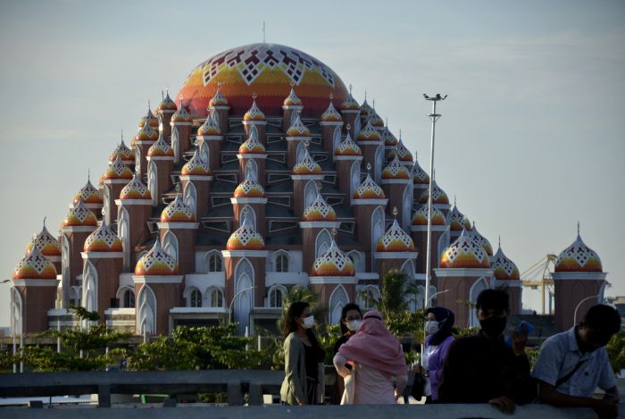 Pembangunan Masjid 99 Kubah Makassar Kembali Dilanjutkan