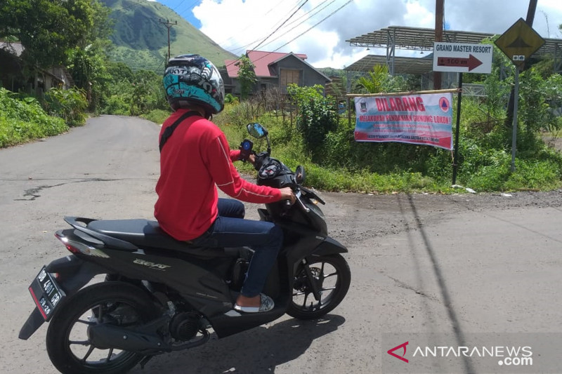 Berstatus Waspada, Akses Pendakian Gunung Lokon Ditutup