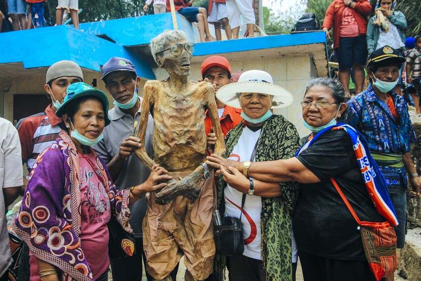 Ritual Bersihkan Mayat Puluhan Tahun di Tana Toraja, Unik Tapi Bikin Merinding