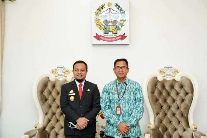 Plt Gubernur Sulsel, Andi Sudirman Sulaiman dan Kepala BPS Sulsel, Santono. ANTARA/HO-Humas Pemprov Sulsel.
