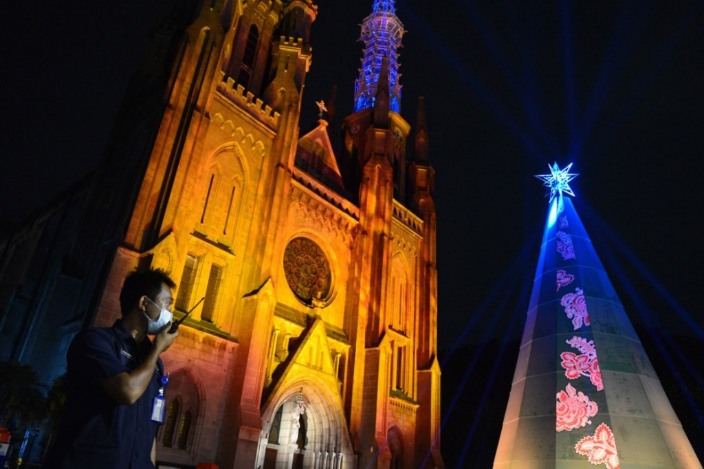 Natal di Makassar Berjalan Damai dan Aman