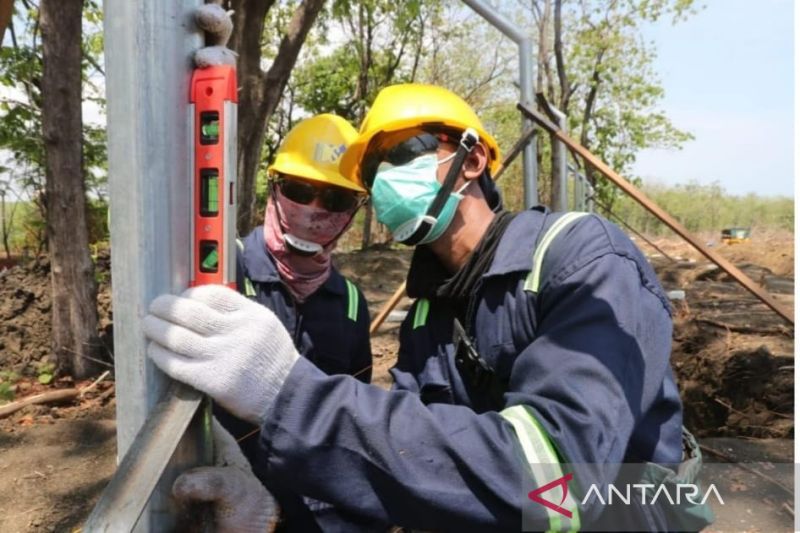 PT Pertamina Rosneft Pengolahan dan Petrokimia merekrut 1.220 pekerja lokal di proyek kilang Tuban. (ANTARA)