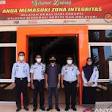 Makassar: Rumah Detensi Imigrasi (Rudenim) Makassar telah menerima tahanan asal Myanmar dari Kantor Imigrasi Kelas I TPI Ambon berinisial SLN, 40. Tahanan tersebut telah menjalani masa hukuman pidana karena terlibat kasus pembunuhan.