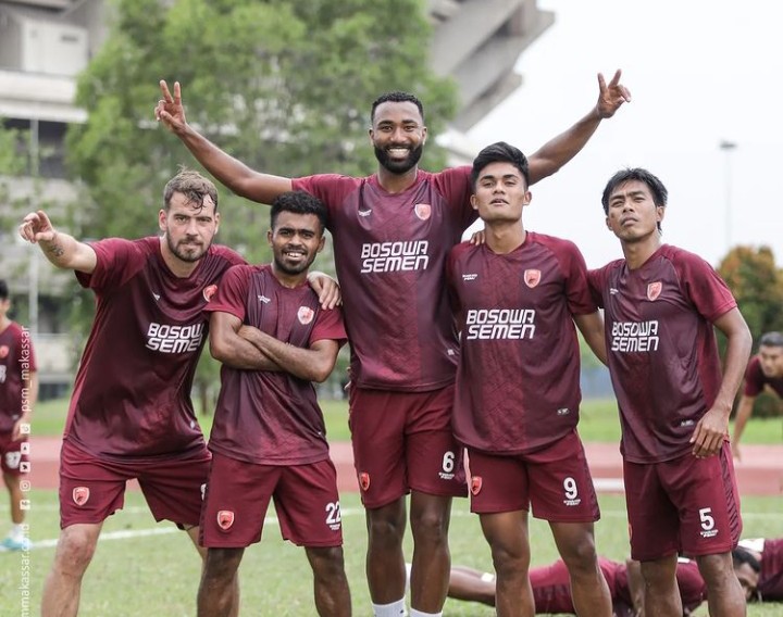 Pemain PSM Makassar Sedang Menjalani Latihan di Malaysia (Instagtam Psm_Makassar)