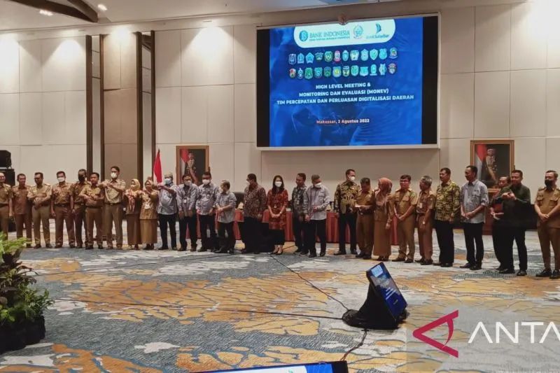 Kepala Daerah kabupaten/kota Sulsel atau yang mewakili pada high level meeting: monitoring dan evaluasi Tim Percepatan dan Perluasan Digitalisasi Daerah (TP2DD) se-Sulawesi Selatan di Makassar, Selasa (2/08/2022). ANTARA Foto/HO-Humas Pemprov Sulsel