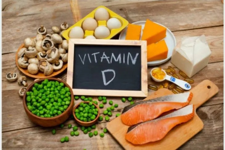 Ilustrasi bahan pangan yang kaya akan vitamin D. (IStock/dreamsfolklore)