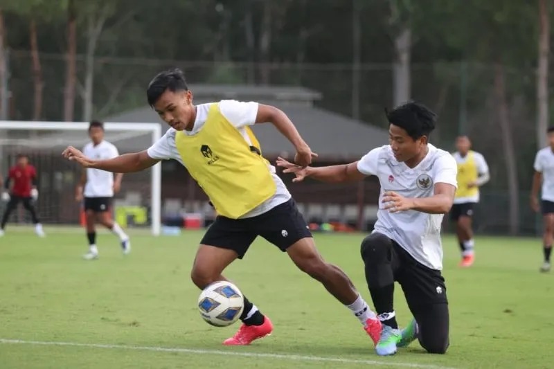 ara pemain tim nasional U-20 Indonesia menjalani latihan di Antalya, Turki, Rabu (19/10/2022), sebagai persiapan menuju Piala Asia U-20 dan Piala Dunia U-20 2023. (ANTARA/HO-PSSI)