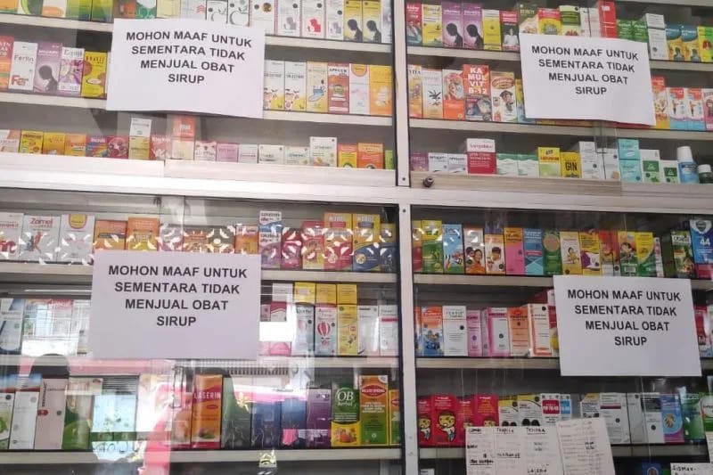 Ilustrasi- Salah satu apotek di Bantaeng yang telah  menghentikan penjualan obat sirop unutk anak. ANTARA/ HO- Humas Pemkab Bantaeng