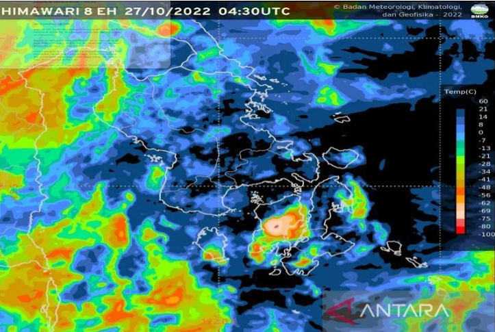 Ilustrasi - Badan Meteorologi Klimatologi dan Geofisika (BMKG) Sulawesi Tenggara merilis bahwa hampir seluruh wilayah di Sultra masih berpotensi terjadi hujan ringan, sedang hingga lebat. ANTARA/Azis Senong