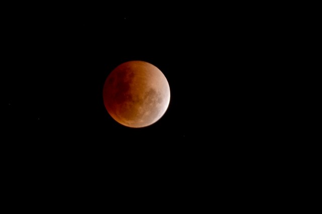 Ilustrasi gerhana bulan total MI/Susanto
