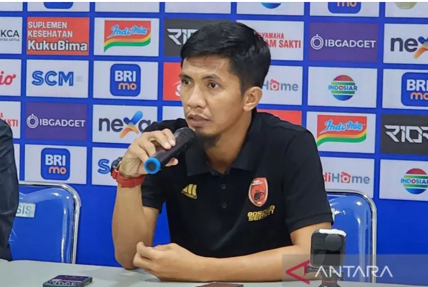 Asisten Pelatih PSM Makassar Ahmad Amiruddin. Foto: Antara. I.C.Senjaya