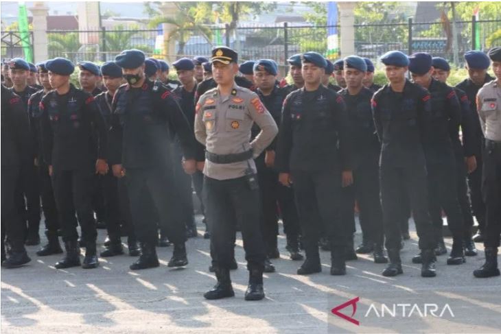 Personel pengamanan Rakornas Kemendagri RI. Foto: Antara