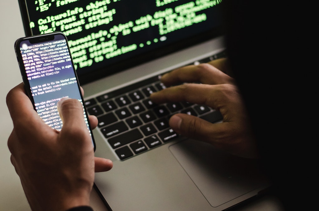 ilustrasi- hacker. Foto: Pexels